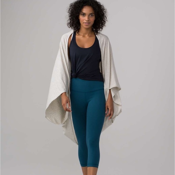 lululemon athletica Accessories - Lululemon saje wrap